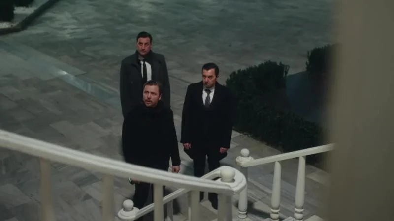Кадры из сериала Отец 4 серия 1 сезон (2021)